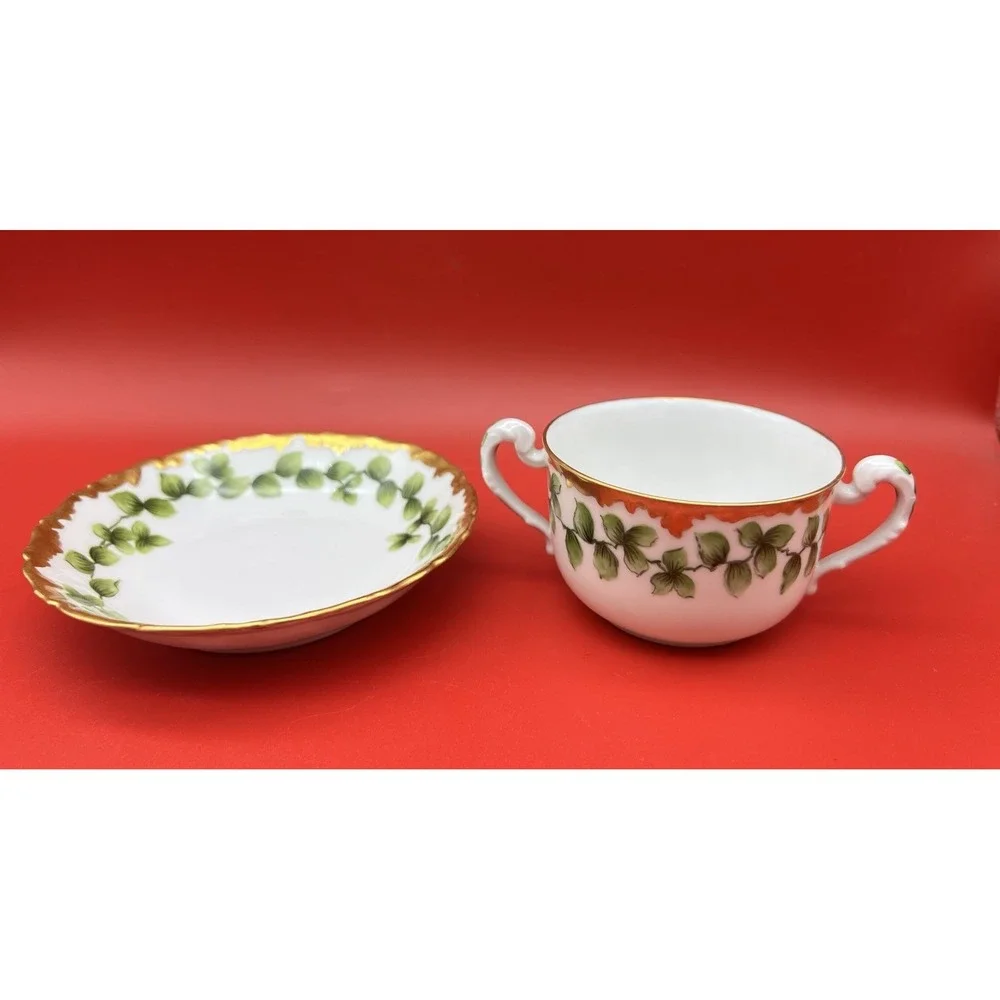 Antique T&V Limoges France Depose Green Vine w Rich Gold Rim 5 Place Setting